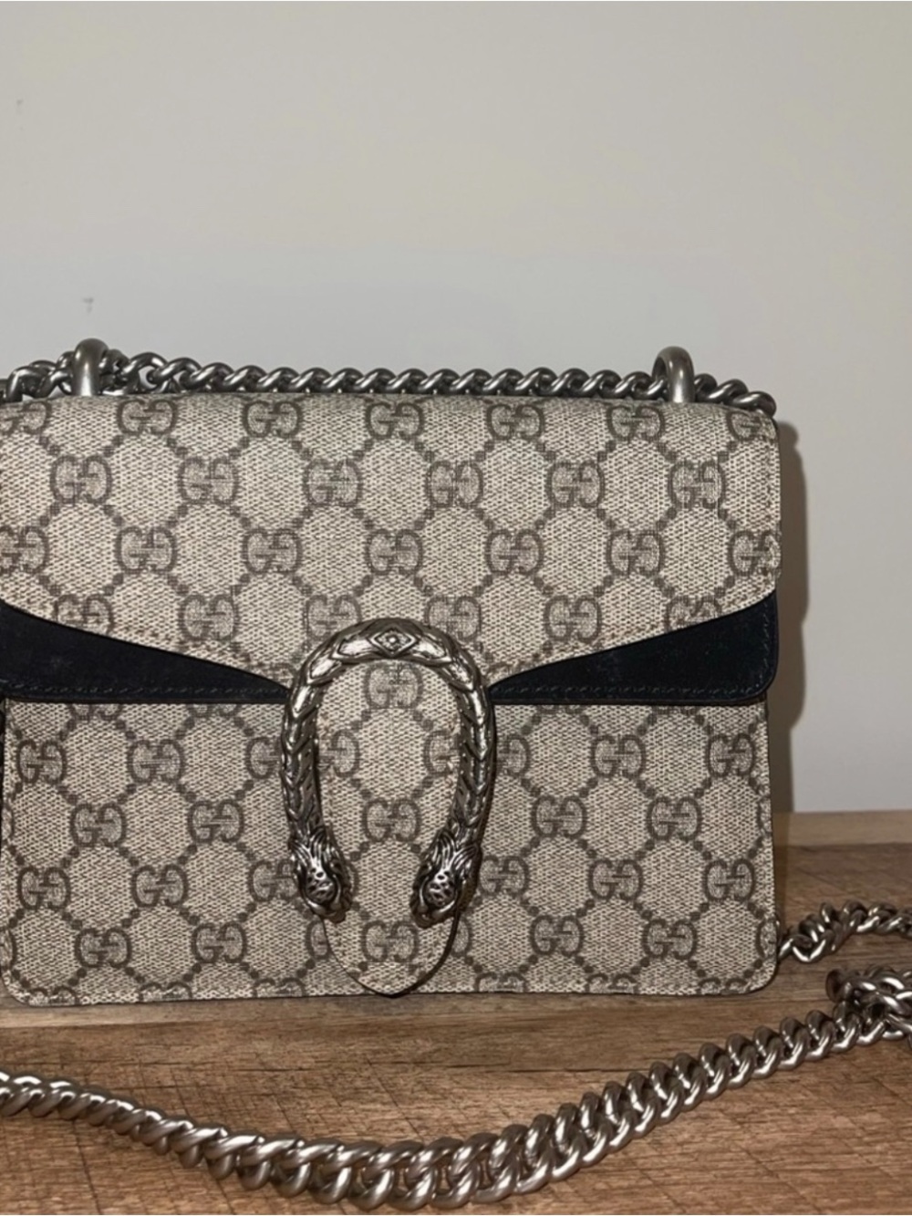 Gucci Beige/Black GG Supreme Dionysus Crossbody Bag